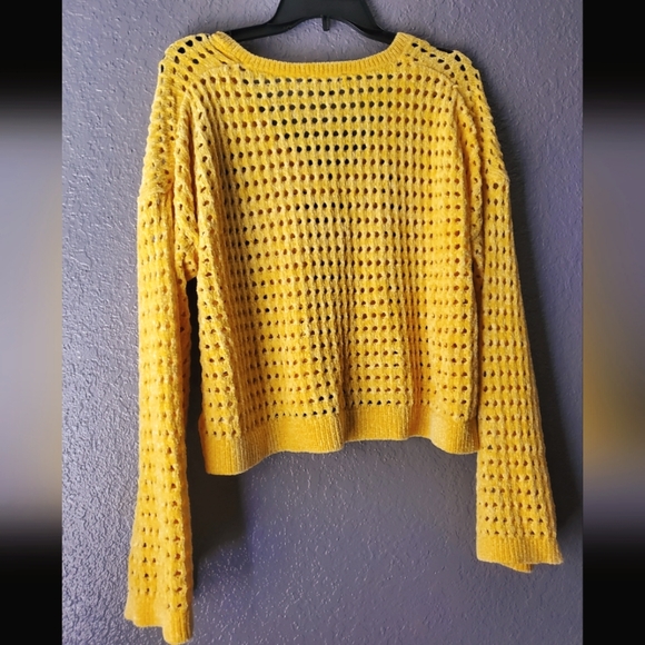 Express bright yellow crop sweater - Picture 2 of 6